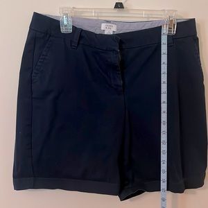 Crown & Ivy Caroline shorts -Navy